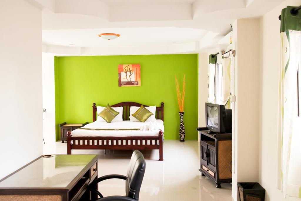 Spa Guest House Pantai Jomtien Bagian luar foto
