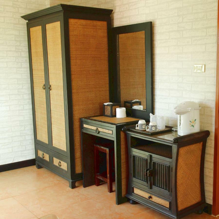Spa Guest House Pantai Jomtien Bagian luar foto
